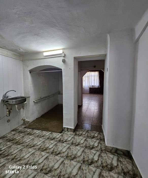 Spatiu comercial de inchiriat zona Decebal Oradea