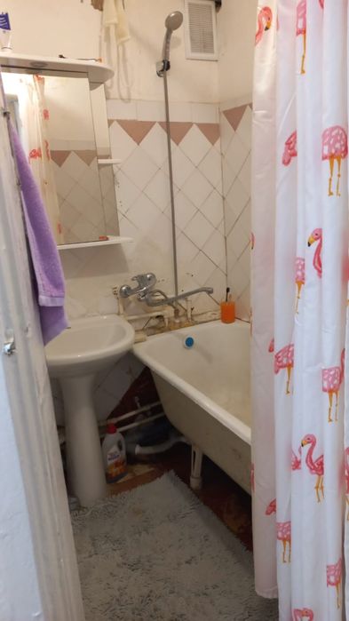 Продам 1 ком квартиру,в районе Деи