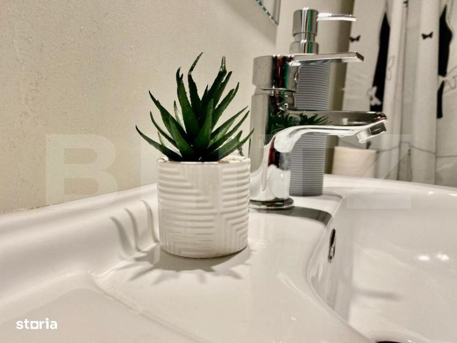 9 Apartamente, 2 camere, ultracentral - Investitie