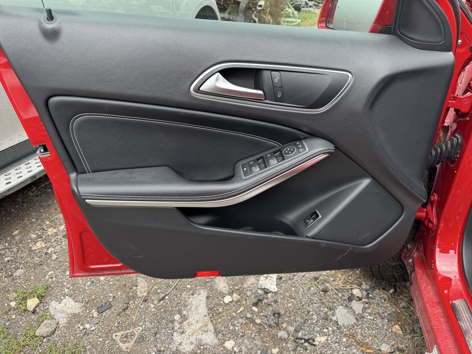 Черен кожен салон за Mercedes GLA X156 W156