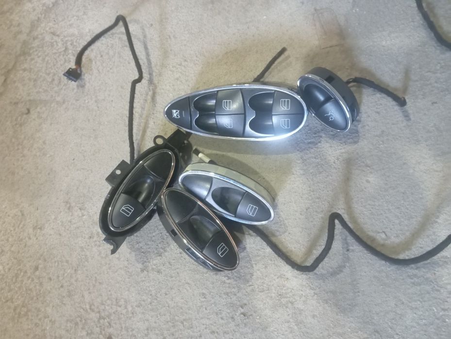 Блок управления стеклоподьемником Mercedes w211 w219