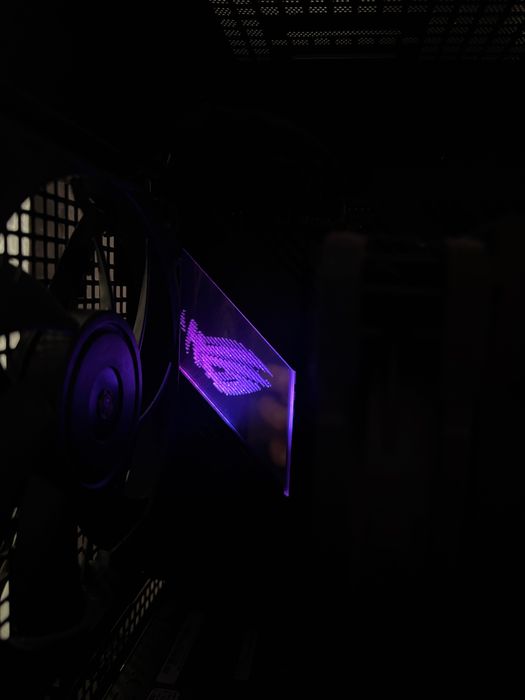 Asus Rog Strix  Z590-F Gaming WIFI + Intel Core i7 11700KF