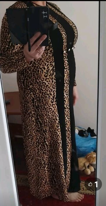 Rochie animal print,si papuci 40 marimea 52.ro