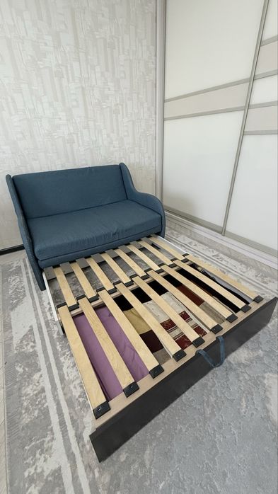 Продам диван-кровать! Мини диван-кровать