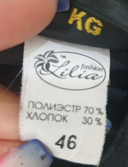 Продам платье красивое.