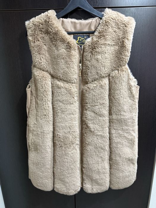 Vesta de imitatie de blana