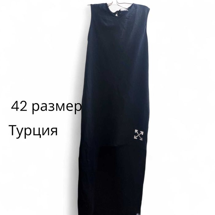 платье черное необычное