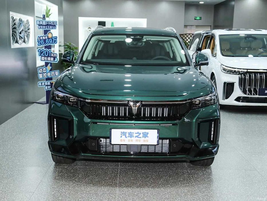 Voyah Free Hybrid  318 km RWD pod zakaz