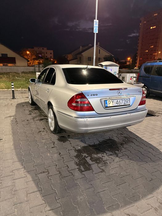 Auto Mercedes e280 Polonia