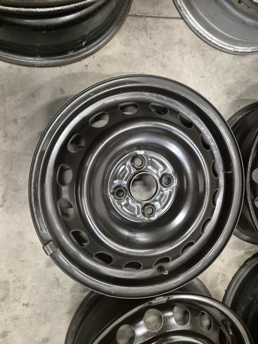 Jante otel 4x100 R15 Toyota Yaris stare foarte buna