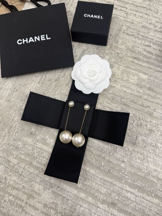 Серьги Шанель с упаковкой