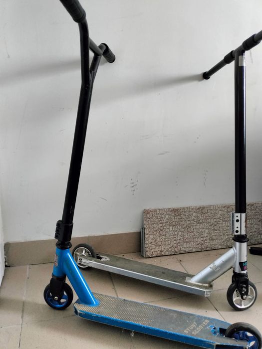 2 трюкавых самокатов