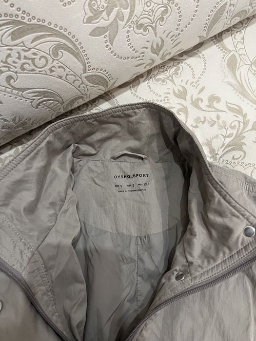 Ветровка куртка OYSHO