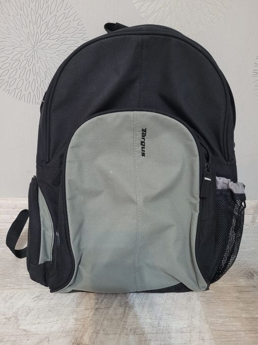 Rucsac pentru laptop foarte încăpător
