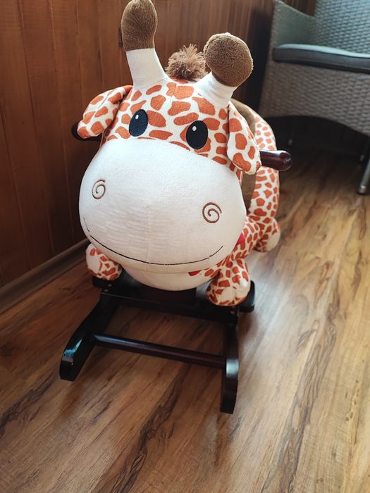 Страхотна люлка жираф