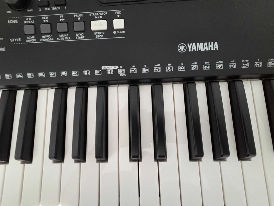 Синтезатор Yamaha PSR - E363