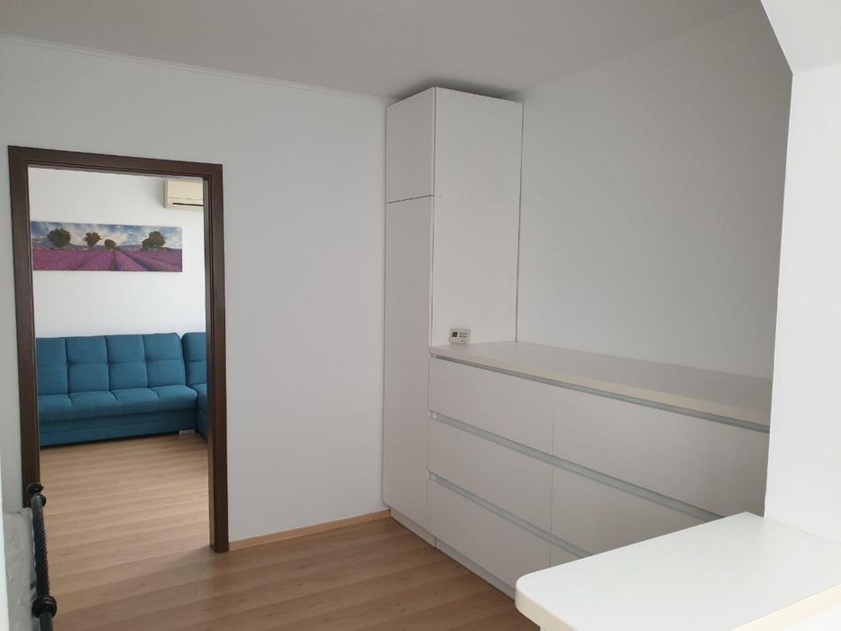 Inchiriez apartament 2 camere