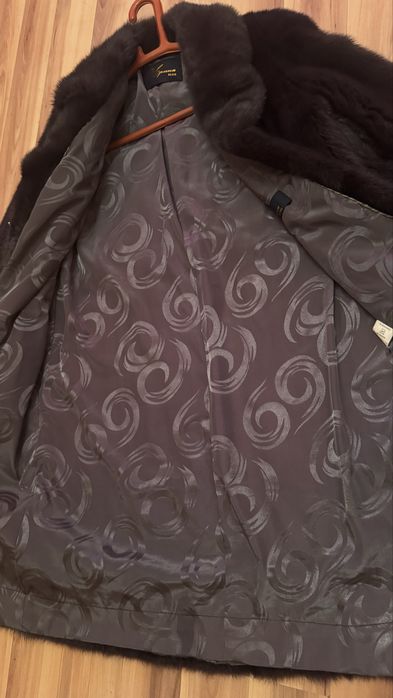 Норковая шуба срочно