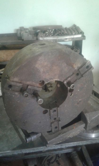 Патрон токарный новый 100