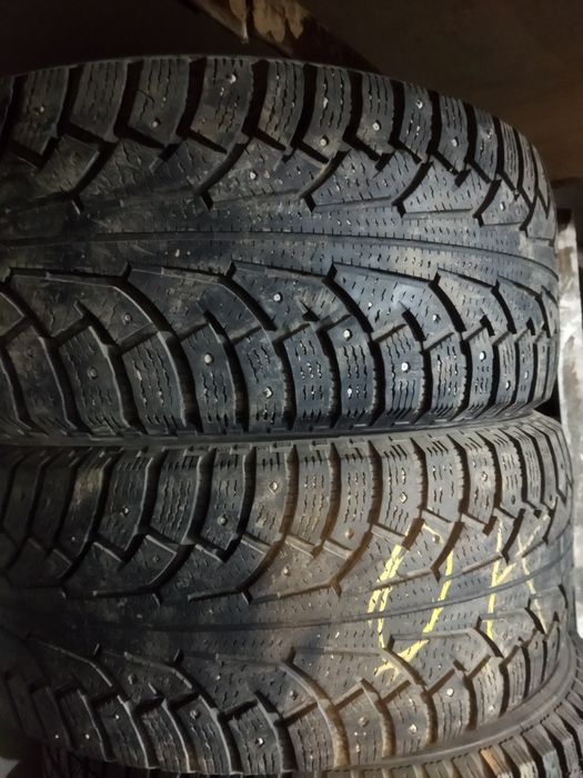 Нокиан пара 255/55/17 зимние