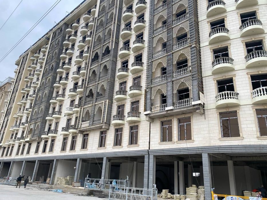 Продается на Мирзо Улугбекском районе 3х комнатная квартира на 9 этаже