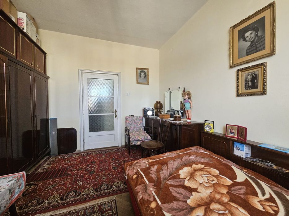 Proprietar, vand apartament 2 camere - 66mp - Bloc rusesc - Ideal pt renovare - Bucureștii Noi