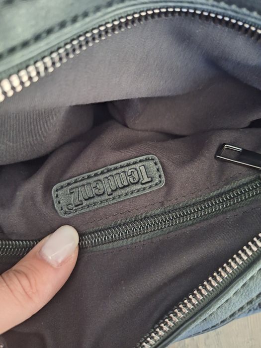 Кожена малка чанта