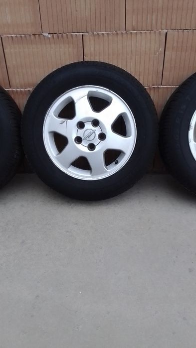 Джанти с гуми за Опел 15"