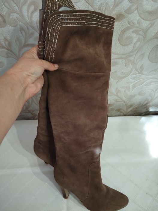 Продам сапоги замшевые
