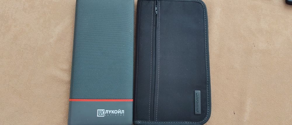 Продавам визитници