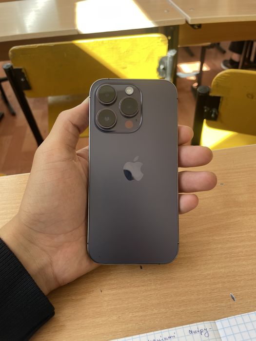 Продам Iphone 14 pro