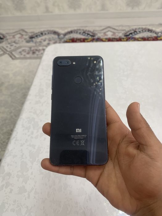Mi 8 Lite  550000