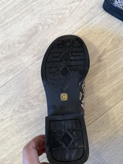 Лоферы 12 тыс. Турция 38 размер