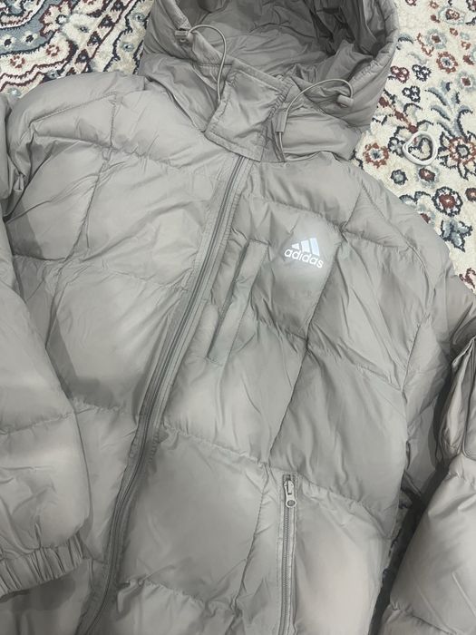 Продам куртку адидас