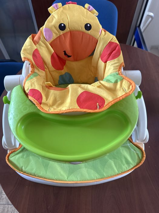Scaun masă bebeluși Fisher Price cu tavita, stare exceptionala