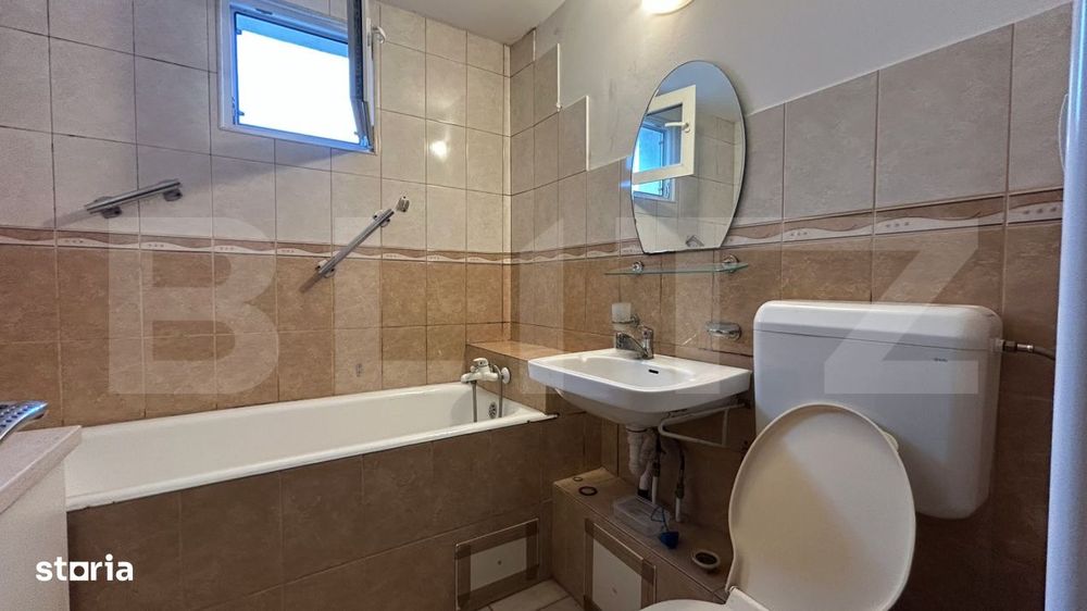 Apartament cu 4 camere, cu dubla orientare, 83 mp, Rogerius