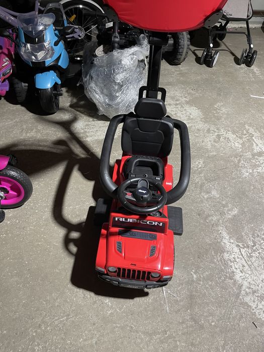 Masinuta cu maner parental si roti EVA Jeep Wrangler