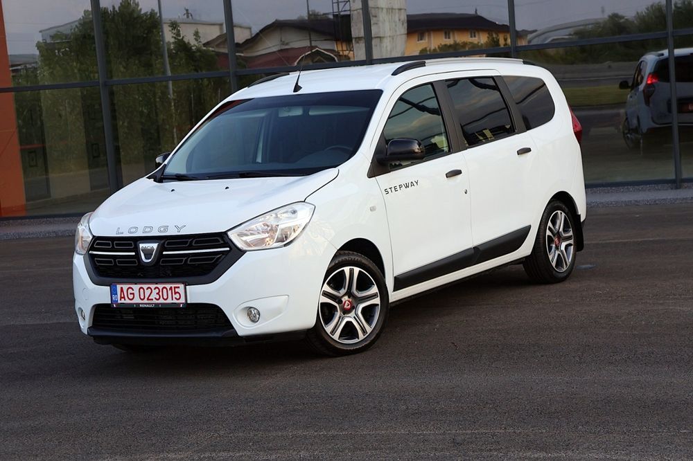 Dacia logdy 1.5.dci //7 locuri An 2020//import recent