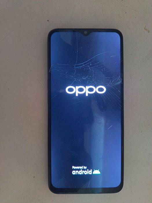 Продам телефон б/у