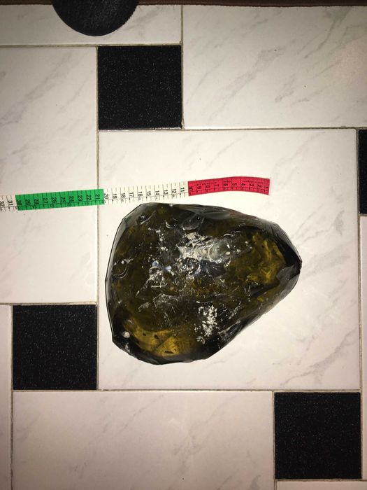 Опушен Кварц ,  друза 6000 карата.