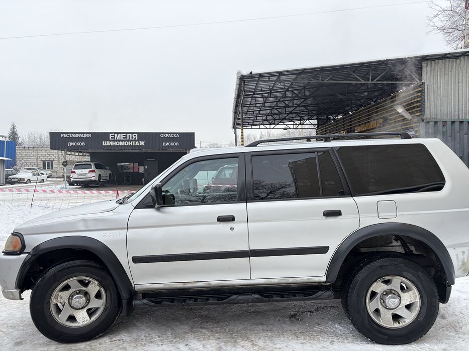 Монтеро спорт 2001