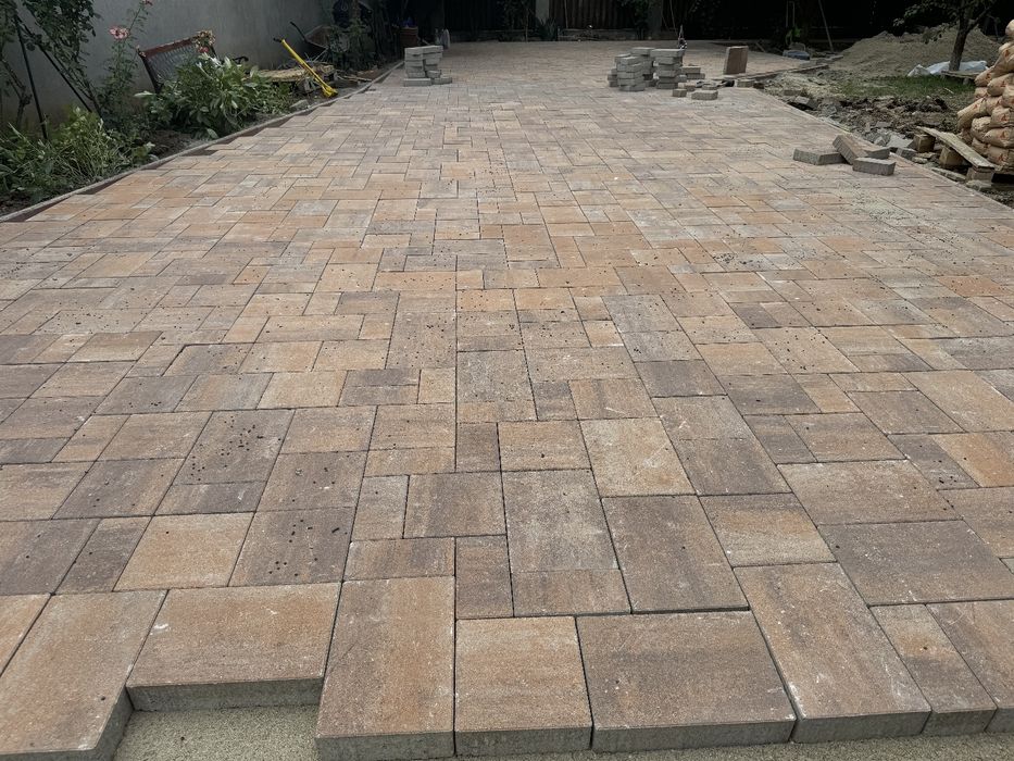 Montaj pavaje pavele. Vindem și montam