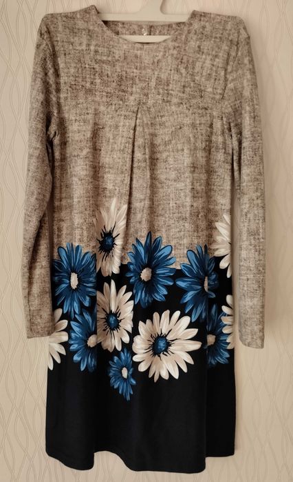 Детска рокля с дълъг ръкав, р.134