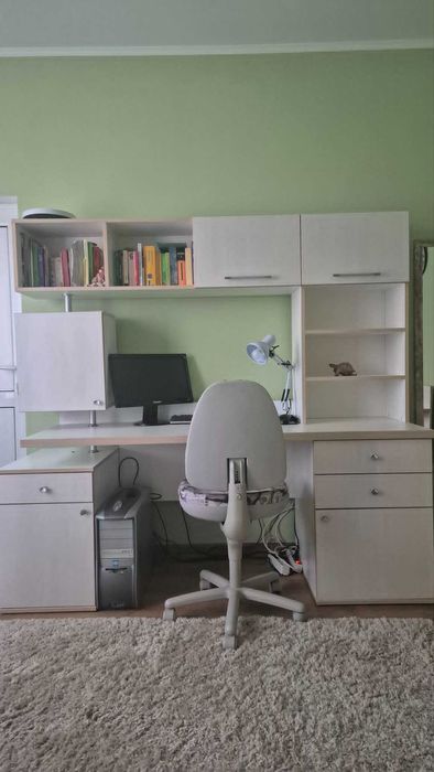 Детско обзавеждане по индивидуален проект – комплект, отлично състояние  Цена 300 евро