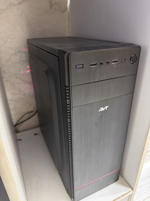 Oyin kopmyuteri sotiladi pul zarur