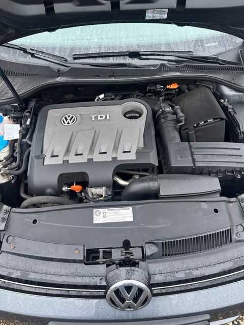 Dezmembrez Vw Golf 6 combi 2012, 2.0tdi tip CFH
