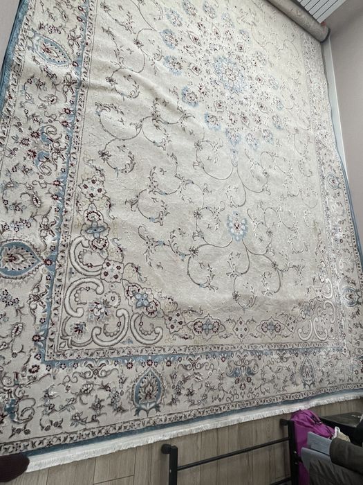 ковер б/у в хорошем состоянии