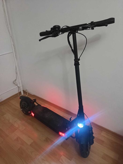 Trotineta Electrica Joyor Y6S Venom