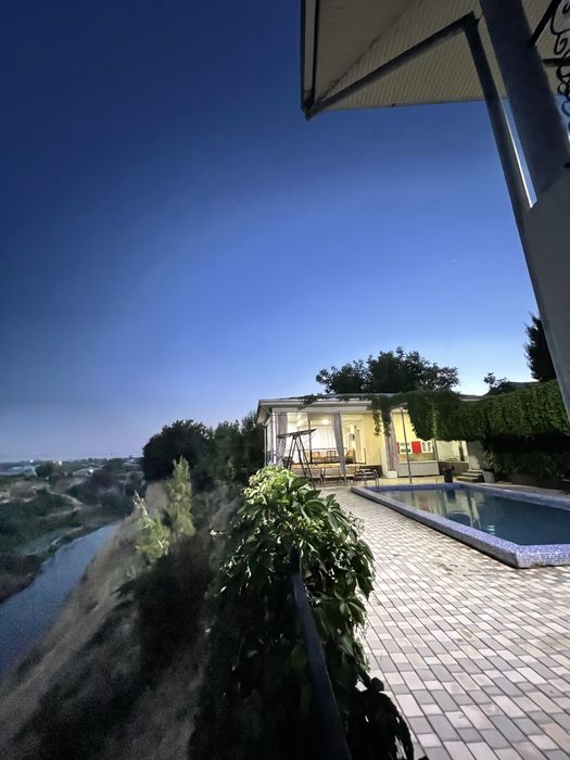 Dacha PREMIUM Tabiat bo’yida, Toshkentdan 7 km uzoqlikda,Ulfatlar