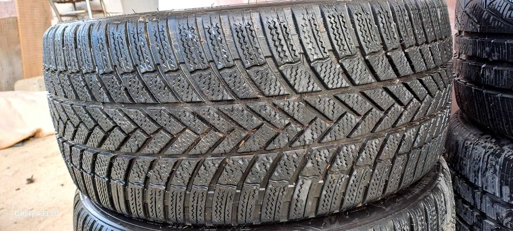 Vand anvelope de iarna,2 de 245/35r20 si 2 de 275/35r20 stare foarte b